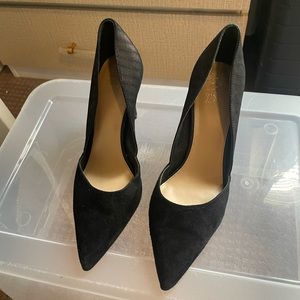 Vince Camuto pumps